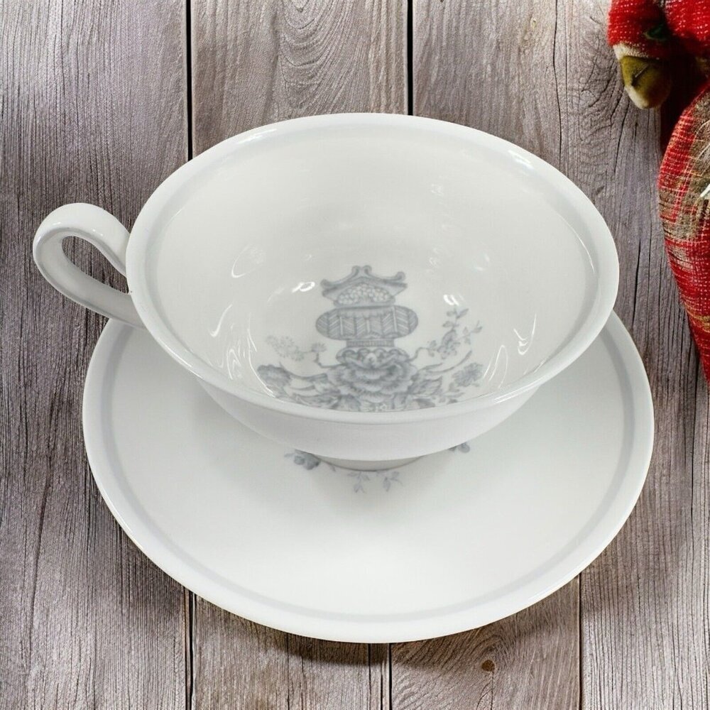 Spode Ming Fine Porcelain Cup And Saucer Set Bone China Made In England VTG